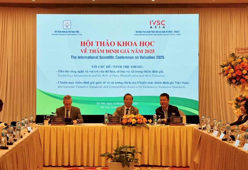 CÔNG NGHỆ THẨM ĐỊNH GIÁ: KHI AI VÀ BIG DATA THAY THẾ "KINH NGHIỆM CẢM TÍNH"